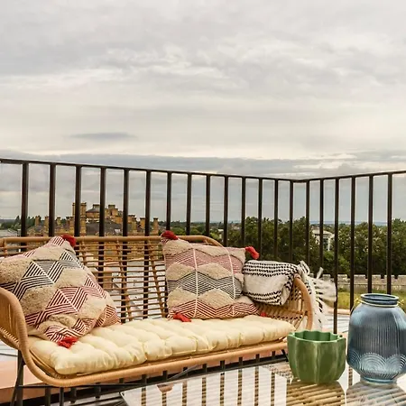 Hq Penthouse