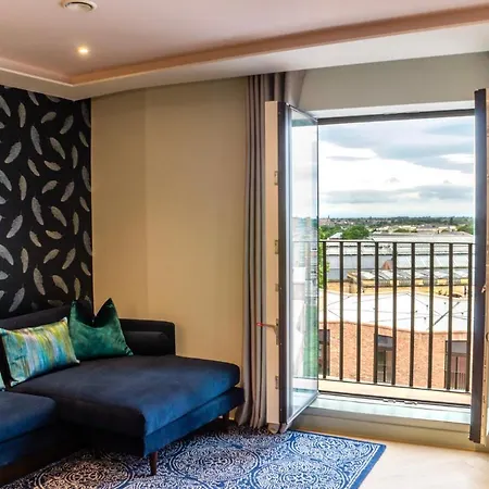 Hq Penthouse *